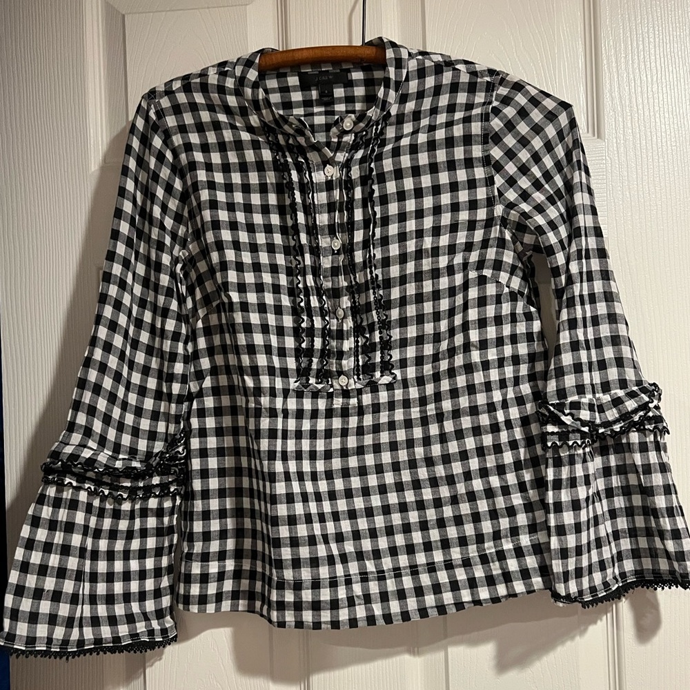 J Crew • black & white buffalo plaid ruffled button down top